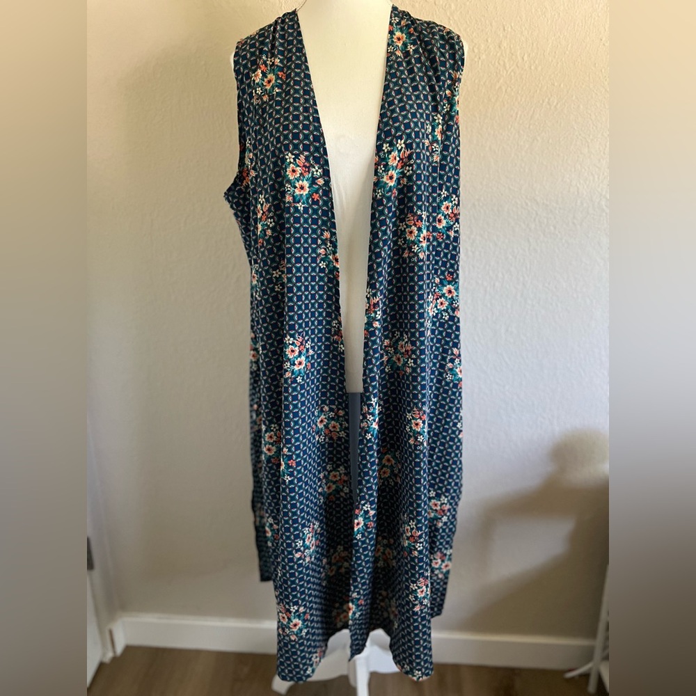 LULAROE JOY Floral Printed Long Kimono Vest EUC - Picture 2 of 12